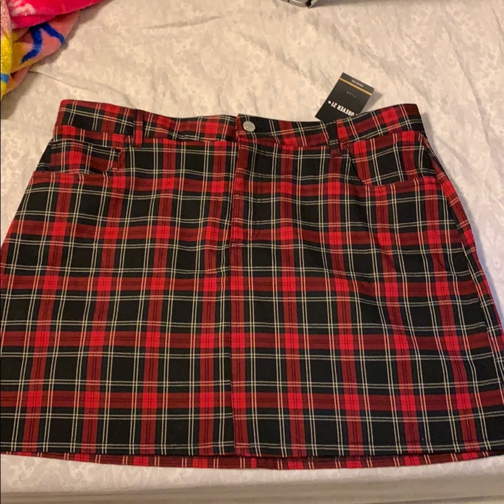 plaid skirt